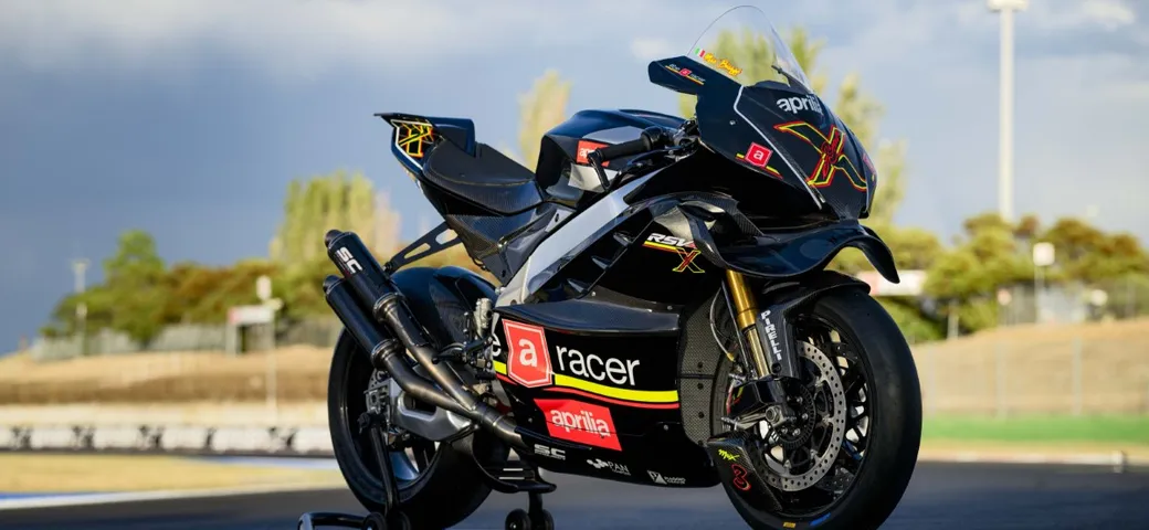 Aprilia RSV4 X ex3ma: la moto più avanzata di Aprilia Racing