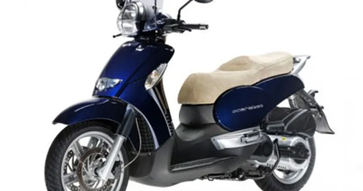 Aprilia Scarabeo 400