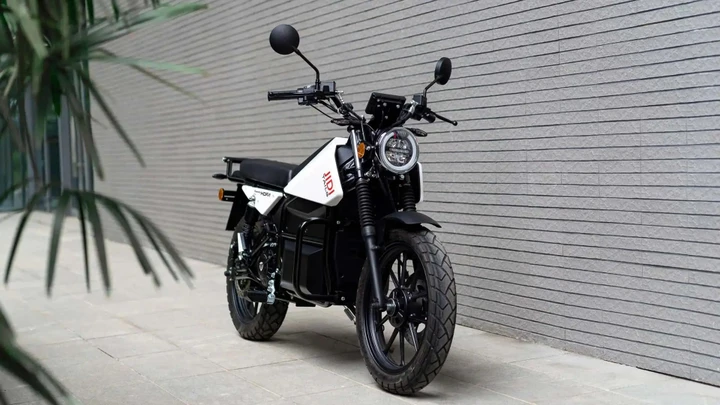 Ecco la moto elettrica cinese realizzata per le strade africane
