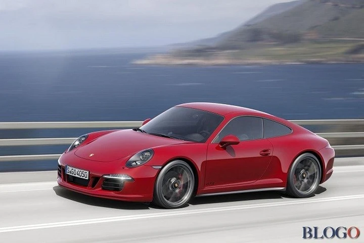 Porsche 911 Carrera GTS e Carrera 4 GTS: foto, video e dati tecnici ufficiali
