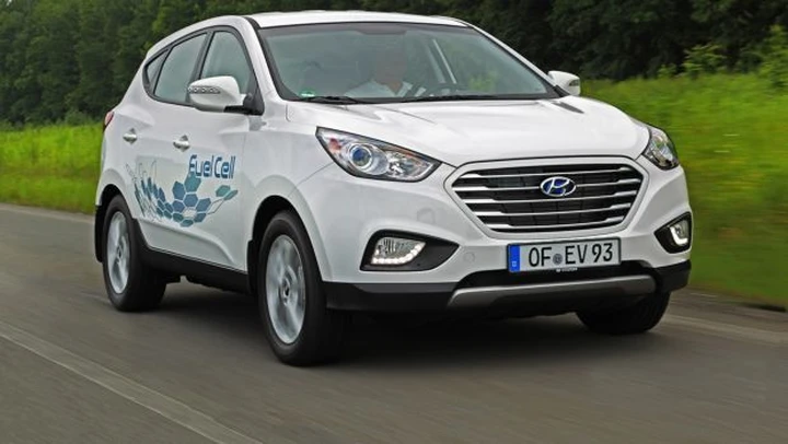Hyundai ix35 FCEV: prova su strada del Suv a idrogeno
