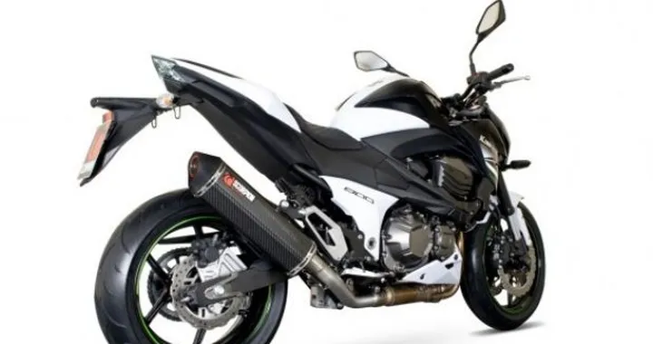 Scorpion: scarico Serket Parallel per Kawasaki Z800