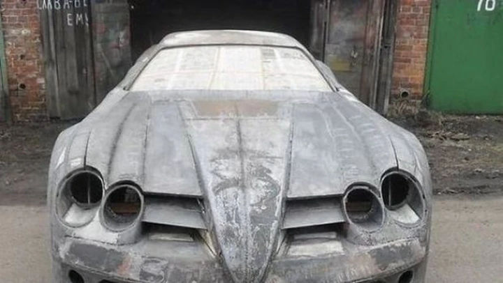 Mercedes SLR: una bizzarra replica proveniente dalla Russia