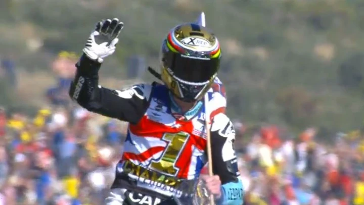 Moto3 Valencia: vince Oliveira, Kent Campione