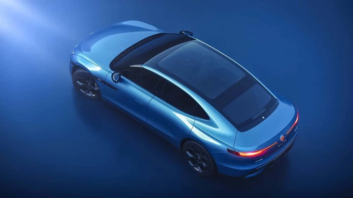 Volkswagen lancia una nuova berlina da 5 metri: realizzata con Xpeng