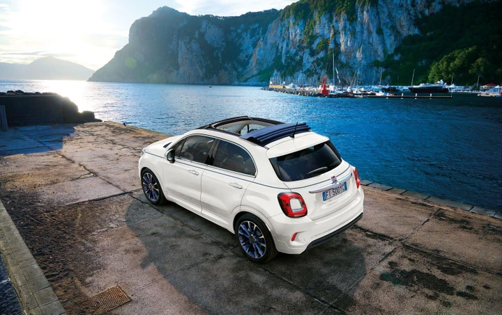 Fiat 500X Dolcevita: arrivano gli allestimenti Cross e Sport