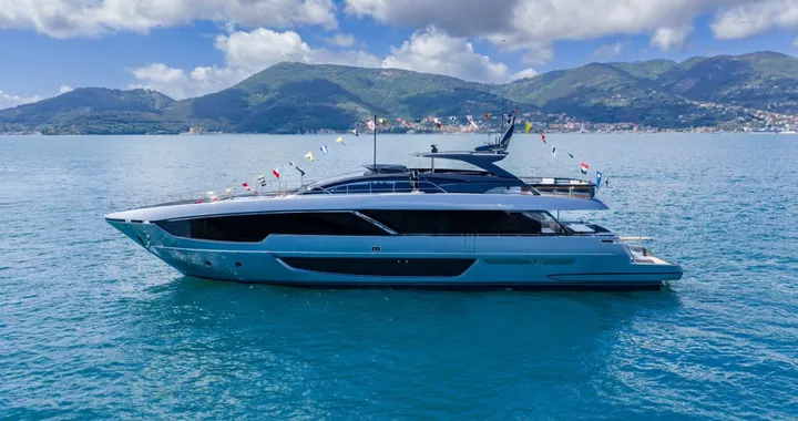 Il nuovo yacht di Charles Leclerc ha 5.276 CV e tocca i 28 nodi