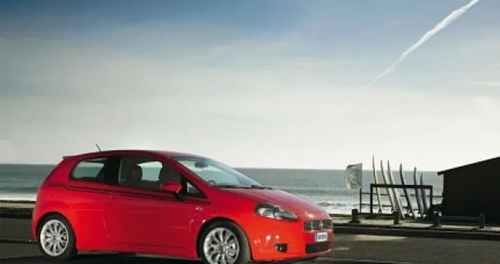Fiat Grande Punto: campagna di richiamo per 500.000 esemplari