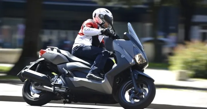 Yamaha X-MAX 250 2014: la prova su strada