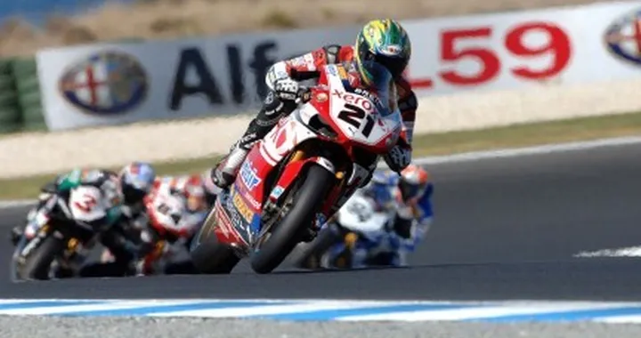 Re Bayliss tenta la fuga, gli altri inseguono