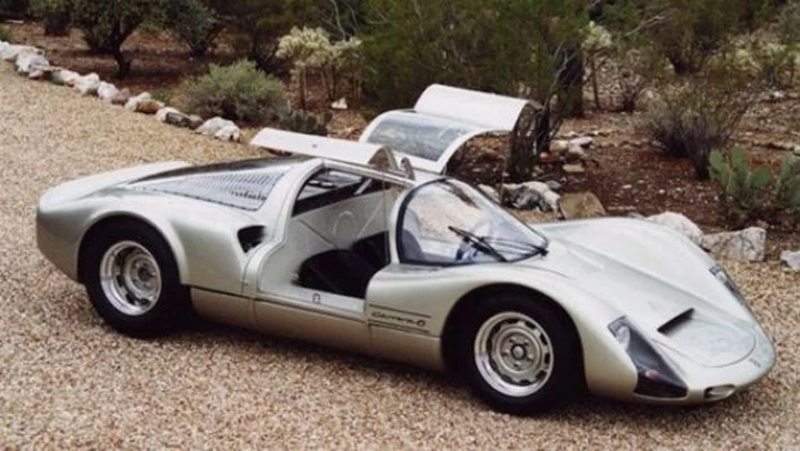 Porsche: Patrick Motorsports restaura una 906