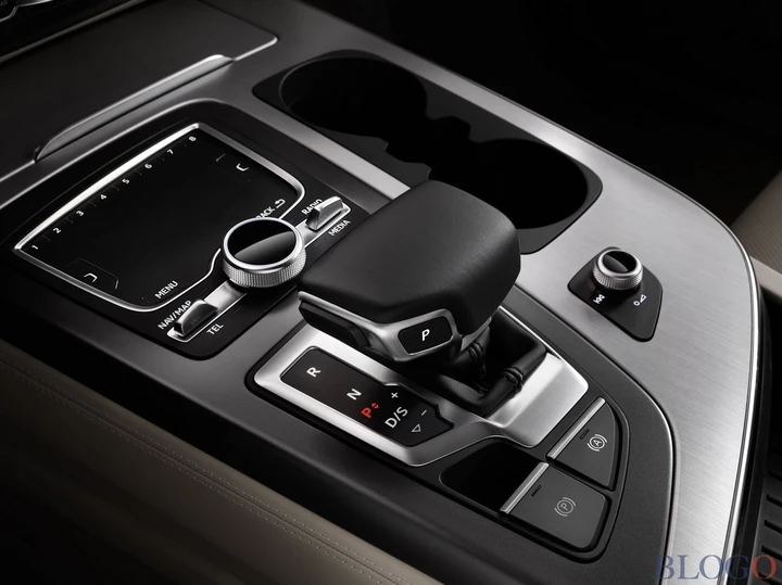 Audi Q7 2015: prezzi, foto e caratteristiche