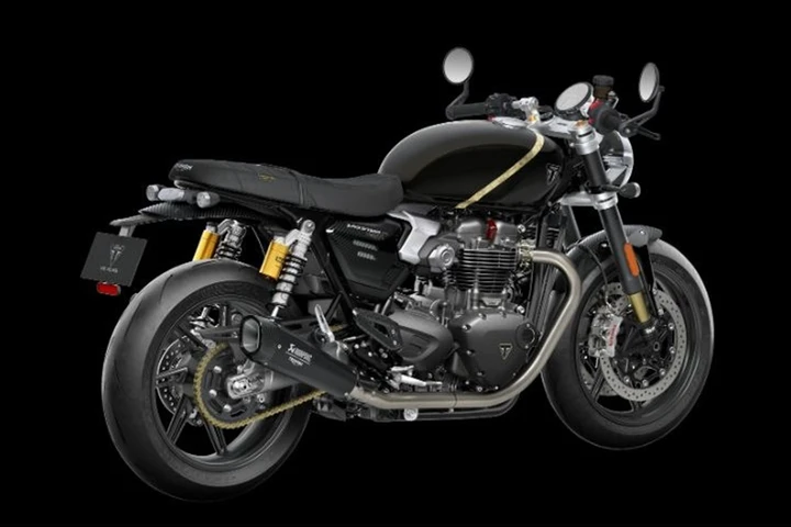 Triumph Speed Twin TFC 2027: fibra di carbonio, Öhlins e 105 CV in arrivo