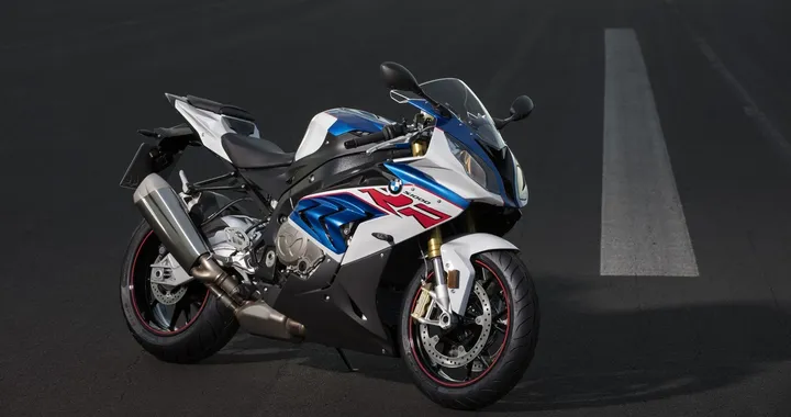 BMW S 1000 RR MY 2017: dati e prezzo