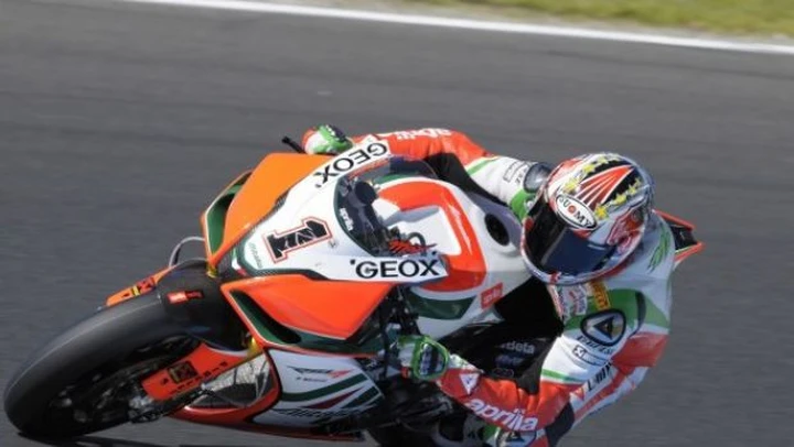 A Phillip Island Max Biaggi partirà dalla 1a fila: soli 13 millesimi lo hanno separato dalla prima Superpole stagionale