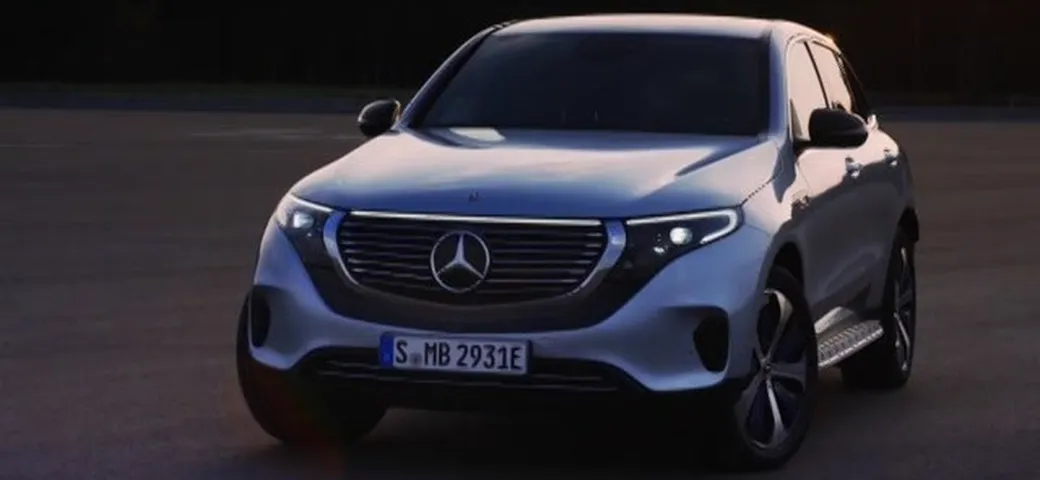 Mercedes-Benz EQC - Trailer