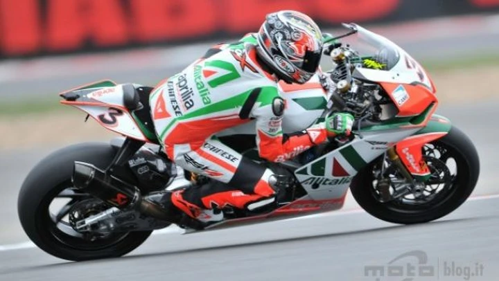 WSBK Test: via da Aragon con Biaggi in testa, secondo Sykes, terzo Haslam
