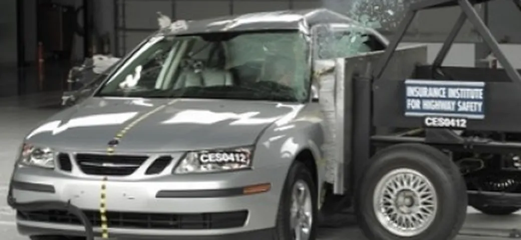 Saab: cadaveri usati nei crash test