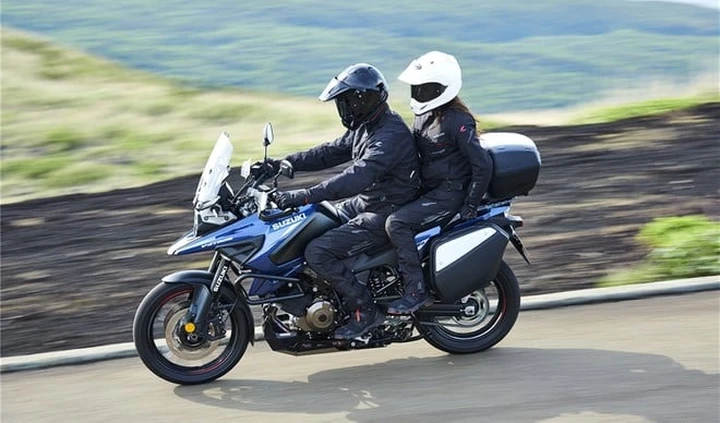 Suzuki lancia una supervalutazione per le V-Strom: fino a 2.000 euro di bonus