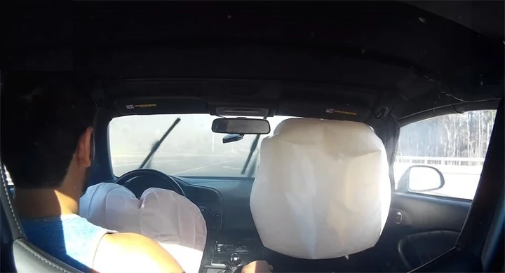Dashcam: l'incidente di una Honda S2000 [Video]