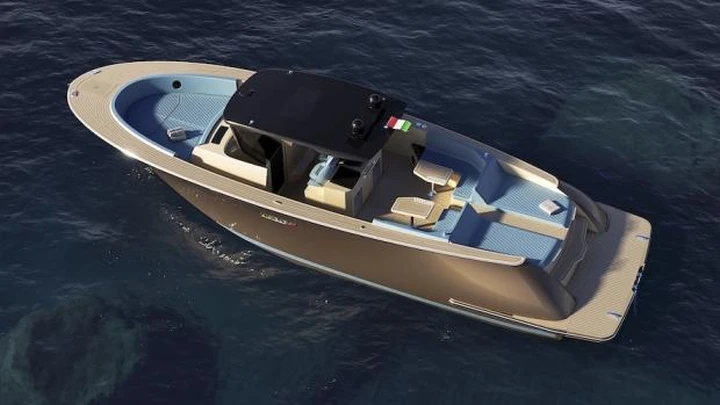 Salina 42, la barca da pesca diventa uno yacht italiano da 1.200 CV