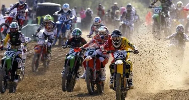 3° Round Mondiale Motocross 2012: Pourcel vince a Fermo. Cairoli Secondo. Herlings vincitore nella MX2.