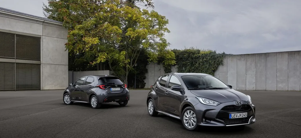 Nuova Mazda 2 Hybrid 2022: prezzi e allestimenti
