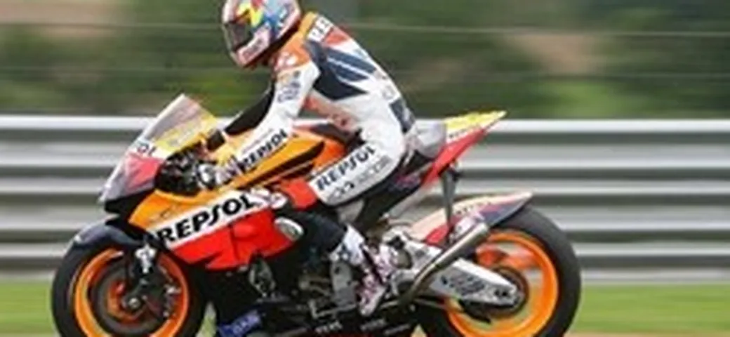 Nicky Hayden dice la sua sulle gomme