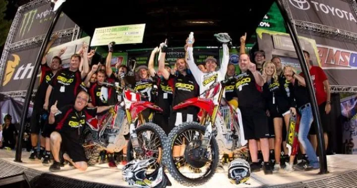 17 ° Round AMA/FIM Supercross Series 2012: finale di stagione a Las Vegas con vittoria di Barcia, Tomac e Dungey