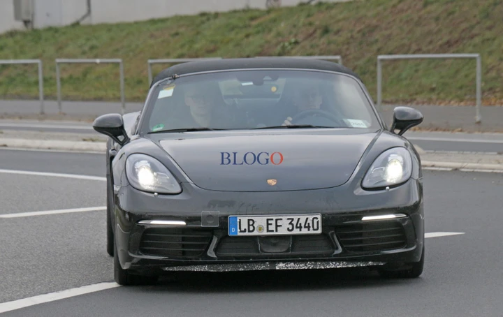 Porsche 718 Boxster GTS: le foto spia