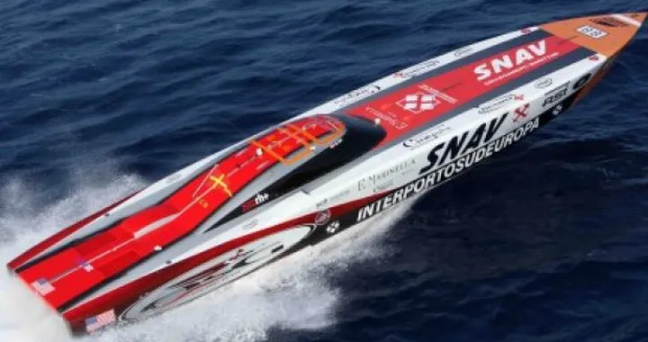 Garelli porta fortuna al Team Italiano Snav Osg che vince il Campionato Mondiale Powerboat P1