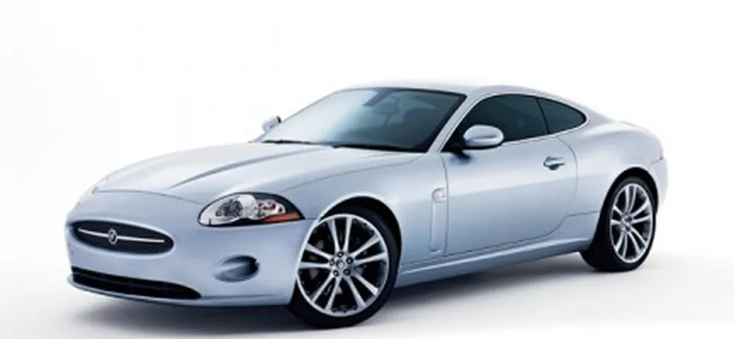 Nuova Jaguar XK 3.5 V8 Coupè