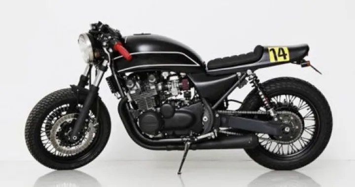 Zephir, una Kawasaki Z750 in versione cafè racer