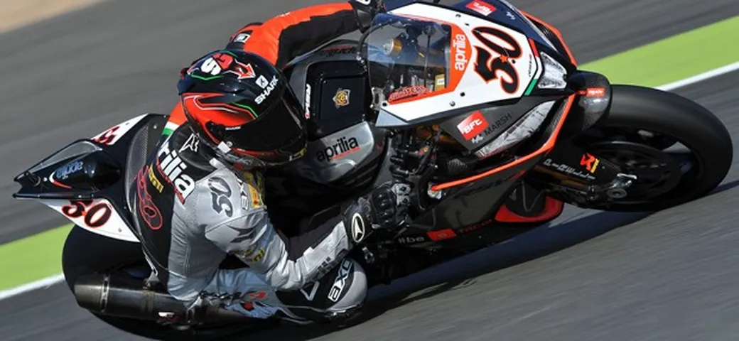 SBK: Aprilia pronta alla battaglia finale in Qatar