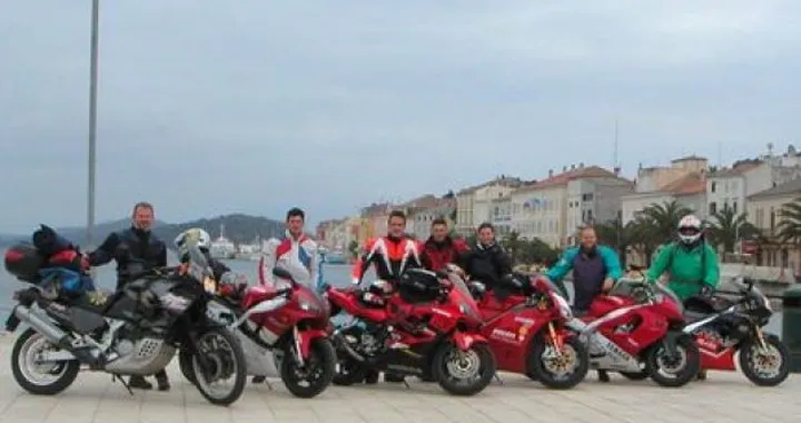 Foto del giorno: Simonezanza team sull'isola di Lussino