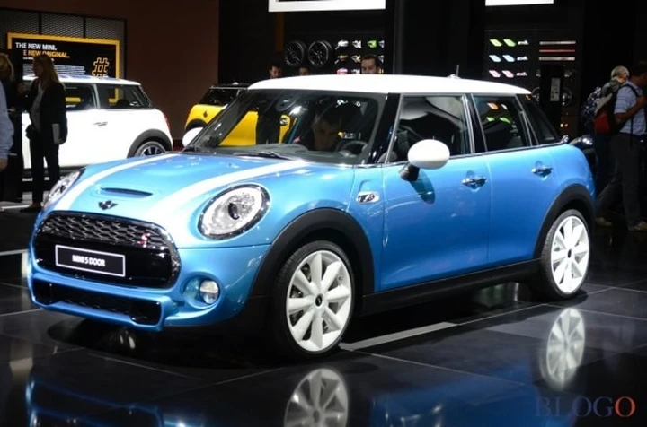 Mini 5 Porte al Salone di Parigi 2014 Live