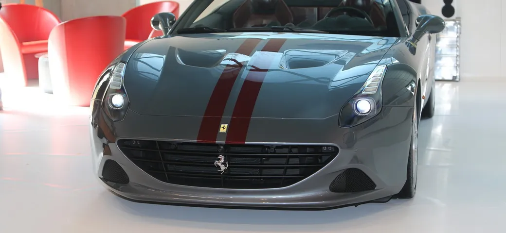 La Ferrari California T HS rende omaggio alla 250 SWB