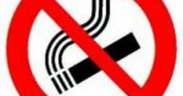 Proposta di legge per vietare il fumo in auto