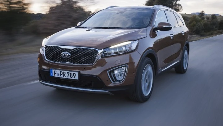 Kia Sorento 2015: prezzo, foto e primo contatto su strada