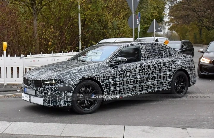 Nuova BMW Serie 3, seguirà la Neue Klasse: come sarà