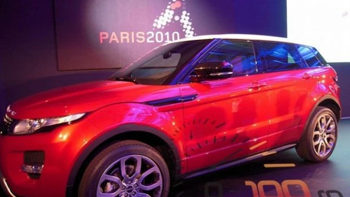 Range Rover Evoque 5 porte: prime immagini aspettando il salone di Los Angeles