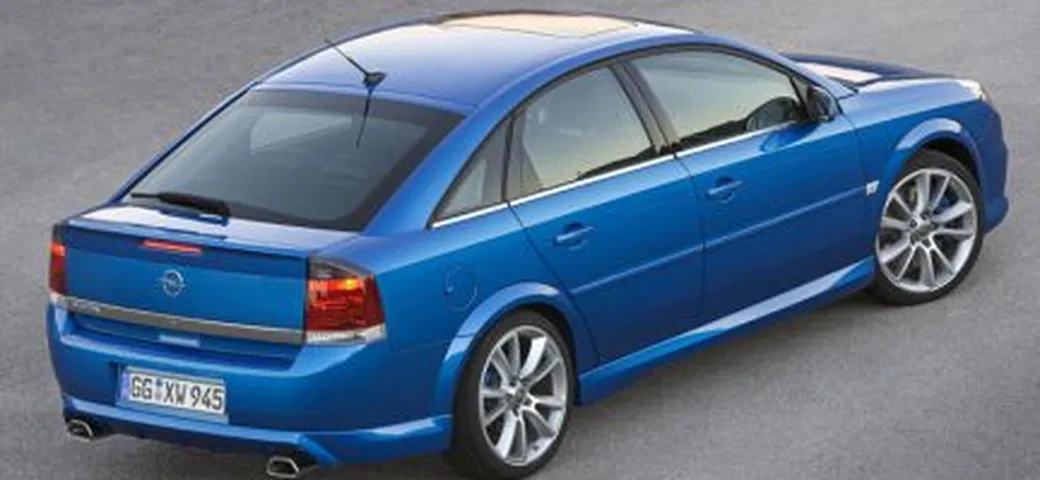 Più potenza per la Opel Vectra OPC