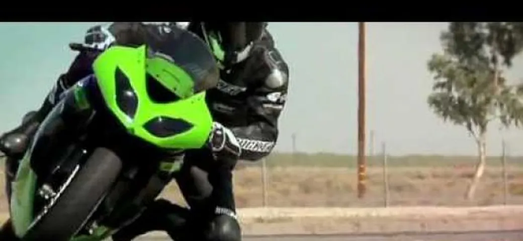 Kawasaki ZX-6R 2010: video ufficiale