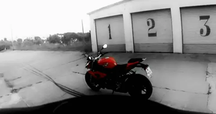 BMW S1000R 2014  video promo