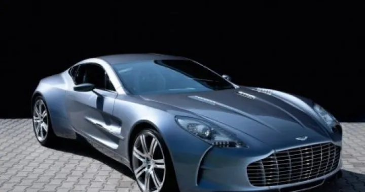 Aston Martin One-77: dieci esemplari comprati da un solo cliente