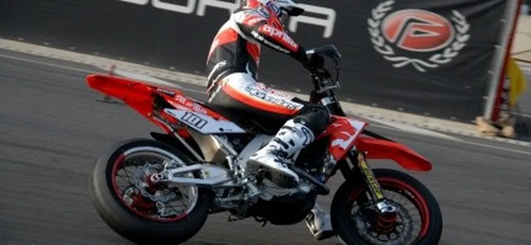 Campionato Supermoto: Il team Aprilia Off Road