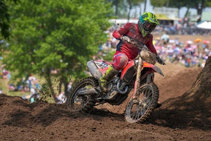 Ducati fa il suo ingresso nel motocross: debutto storico a RedBud con Cairoli