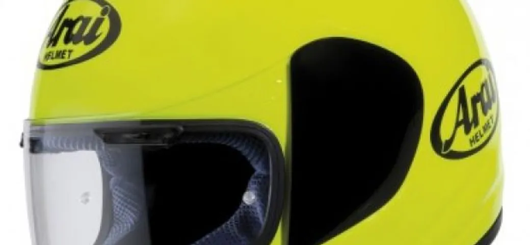 Da Arai, il nuovo casco Chaser Fluor