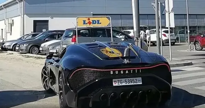 Fa la spesa al discount con una hypercar da 14 milioni