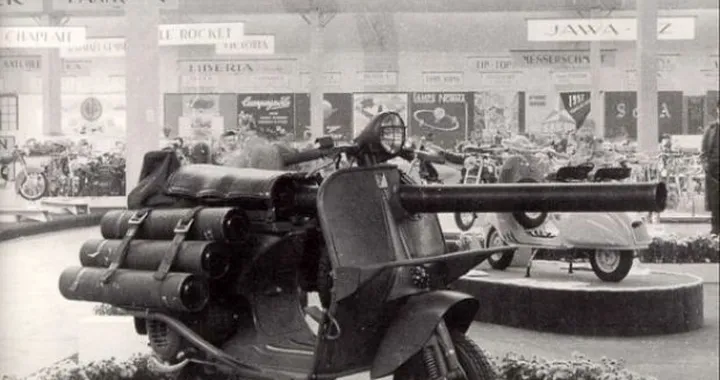 Moto militari: la Vespa 150 TAP "Truppe aereo paracadutate"